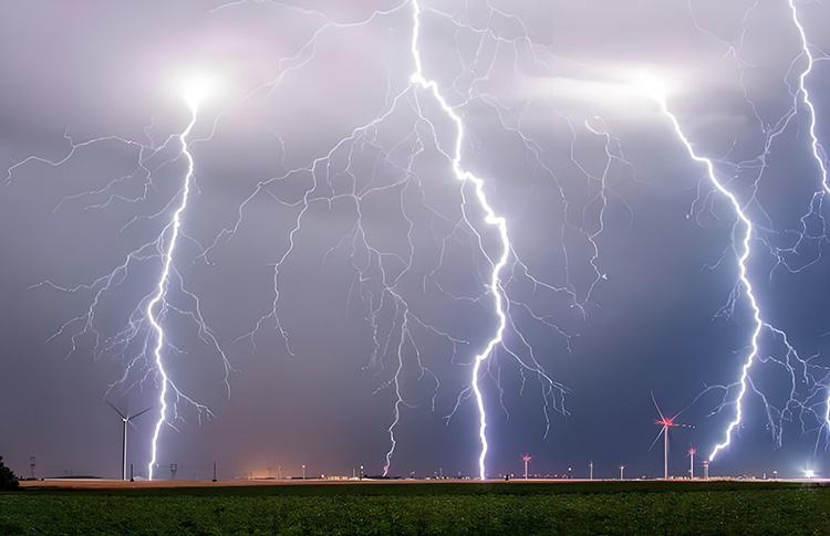 雷電無形，永安有“眼”：在線監測系統如何為現代基礎設施編織安全網